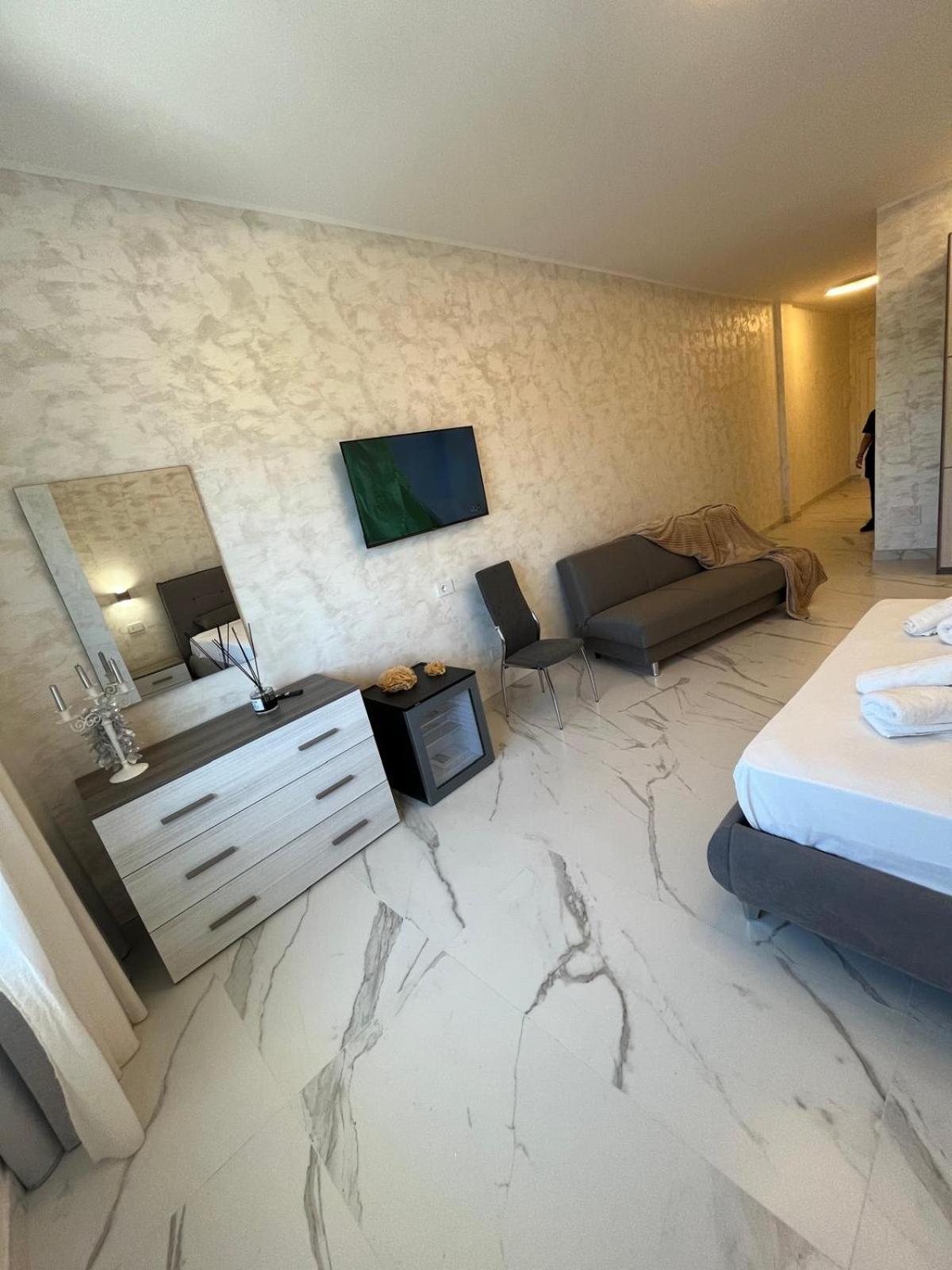 Hotel Paladini Porto Cesareo Exterior foto